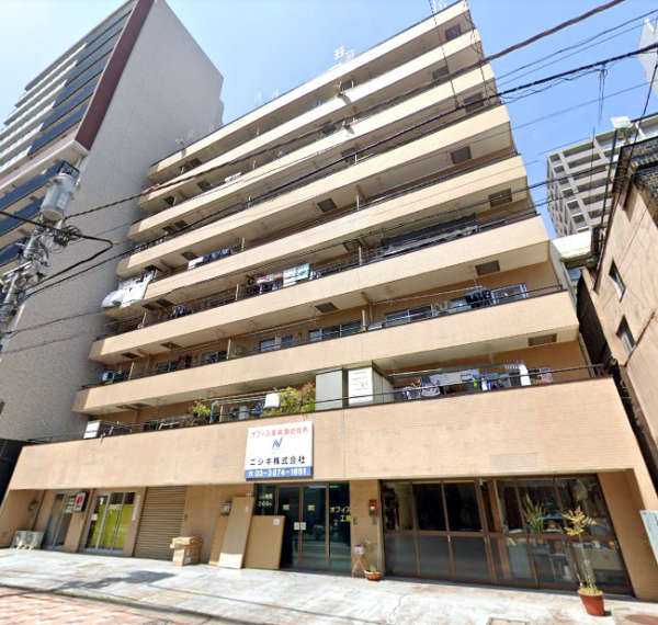 ジュネシオン竜泉外観１｜ジュネシオン竜泉は昭和５６年築の１１階建てです。昭和通りから一歩入った立地です。