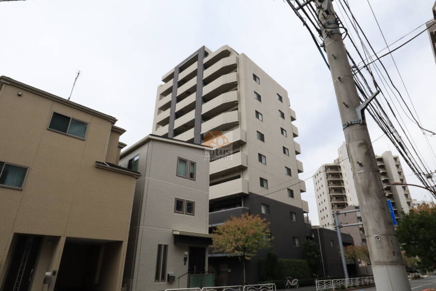 レーベンシティオリスタイル東京亀戸外観1｜レーベンシティオリスタイル東京亀戸は平成21年築、11階建てのマンションです。