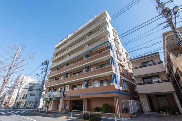 東十条ダイヤモンドマンション外観４｜東十条ダイヤモンドマンションは平成１５年築、９階建てのマンションです。東十条駅から徒歩５分圏内、駅チカで利便性良好です。
