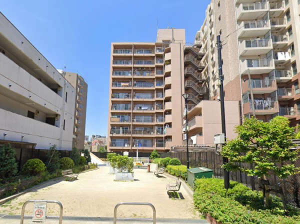 西日暮里サマリヤマンションガソリン代移管４｜東側には「荒川四丁目児童遊園」があります。