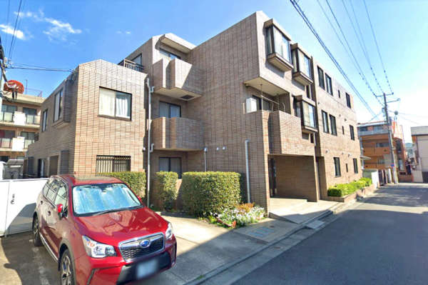 マートルコート中野六丁目外観２｜マートルコート中野六丁目は平成７年築の３階建て低層マンションです。