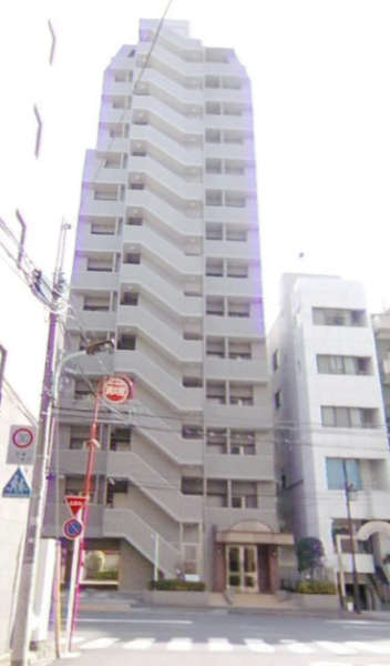 藤和シティホームズ南麻布外観１｜藤和シティホームズ南麻布は平成１１年築の１４階建てです。老舗からおしゃれなお店まで軒を連ねる人気の麻布十番商店街まで徒歩３分です。