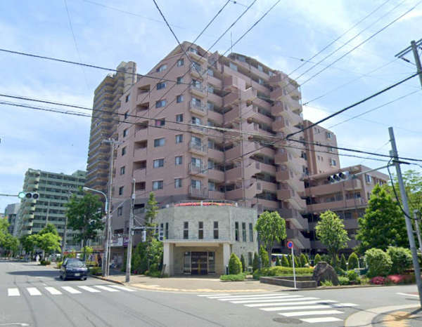 藤和シティホームズ篠崎エアリースクエア外観１｜藤和シティホームズ篠崎エアリースクエアは平成14年築、12階建てのマンションです。