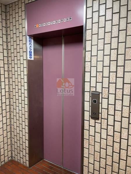 ヴァン・ヴェール新宿エレベーター