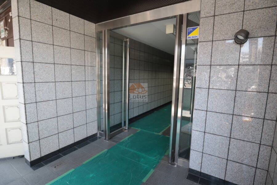 エルアルカサルフジエントランス