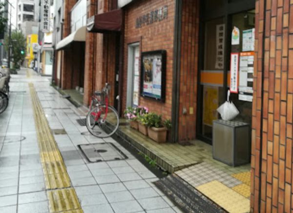 鳥越神社前郵便局