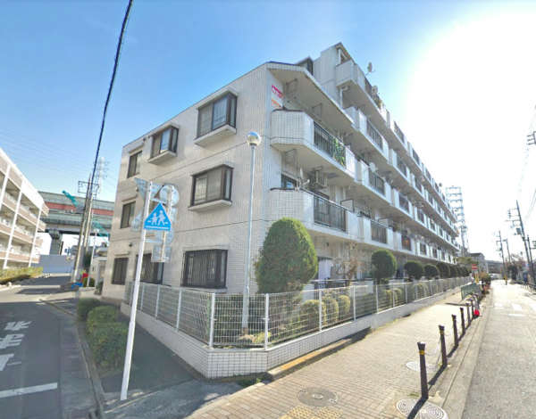 グリーンパーク西綾瀬外観１｜グリーンパーク西綾瀬は昭和６３年築、５階建てのマンションです。青井駅から近く、通勤・通学に便利です。