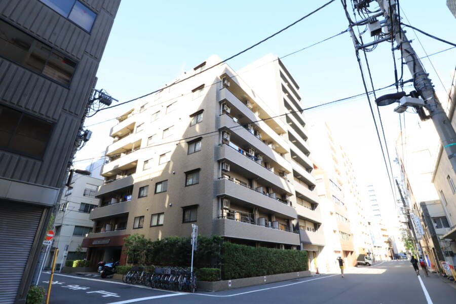 ダイアパレス東神田２外観1｜ダイアパレス東神田Ⅱは、1997年（平成 9年） 3月に建てられた9階建てマンションです。