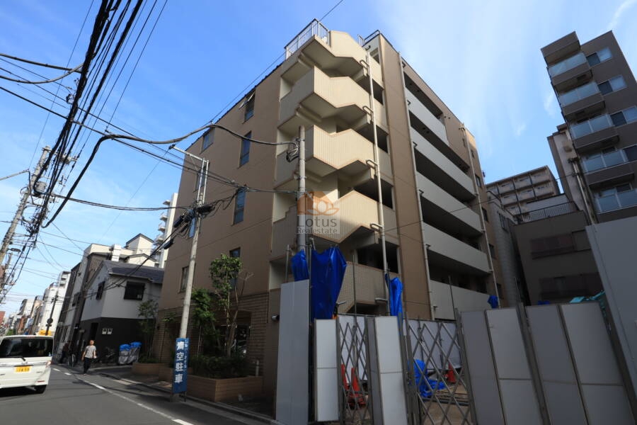 アートコート菊川外観1｜アートコート菊川は、2001年（平成13年） 8月築、6階建てのマンションです。