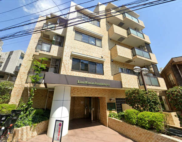 ライオンズマンション小石川第３外観１｜ライオンズマンション小石川第３は昭和５８年築、６階建てのマンションです。周辺は閑静な住宅街です。