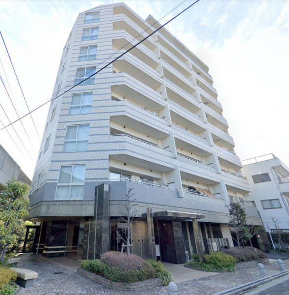 アデニウム五反野外観１｜アデニウム五反野は平成１８年築、９階建てのマンションです。東武伊勢崎線沿線にあり、最寄り駅は五反野駅です。梅島駅も徒歩圏内です。