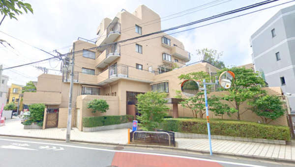 マンション荻窪台外観１｜マンション荻窪台は昭和６１年築、６階建てのマンションです。荻窪駅北口から徒歩１０分圏内の住宅地です。