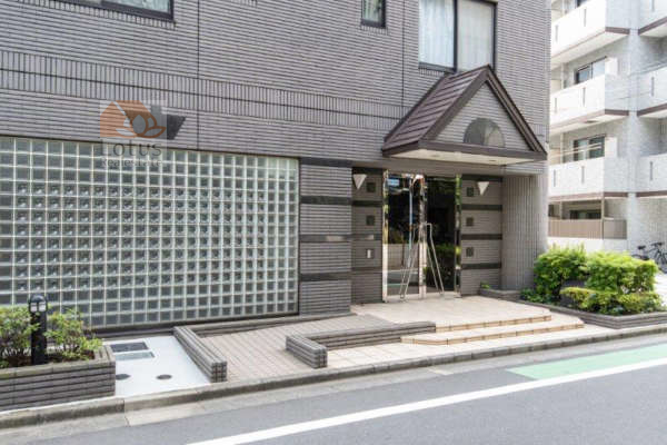ミュゼ永福町エントランス３｜エントランスです。