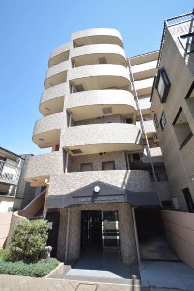 ライオンズマンション滝野川外観１｜ライオンズマンション滝野川は平成４年築、７階建てのマンションです。