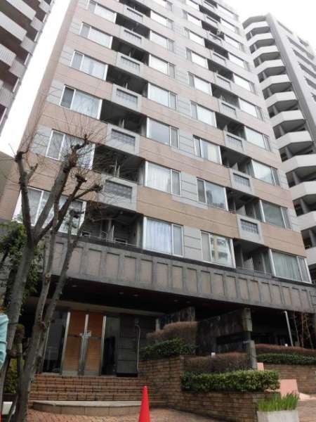 ビューネ高田馬場外観３｜ビューネ高田馬場は平成７年築、１３階建てのマンションです。