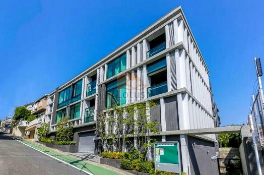 シティハウス文京小日向外観２｜シティハウス文京小日向は、2014年（平成26年） 7月に建てられた３階建てマンションです。