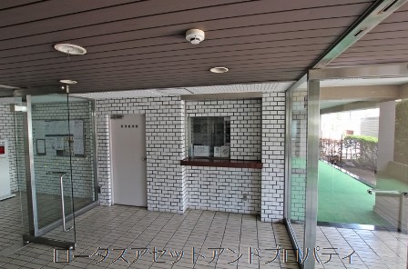 竹の塚ハイツ（竹の塚４丁目）エントランス｜エントランスです。
