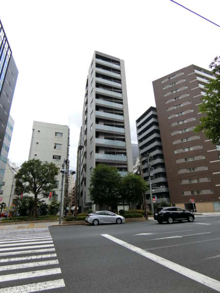 アトラス日本橋鞍掛外観共用部2｜南東からの様子。