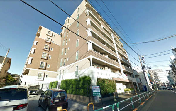 グランシティリバーステージ赤羽外観１｜グランシティリバーステージ赤羽は平成１２年築、８階建てのマンションです。