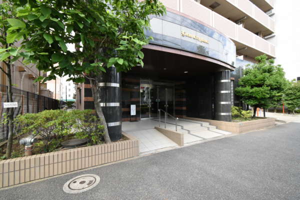 ライオンズシティ葛西外観共用部4｜ライオンズシティ葛西は平成１０年築、１４階建てのマンションです。
