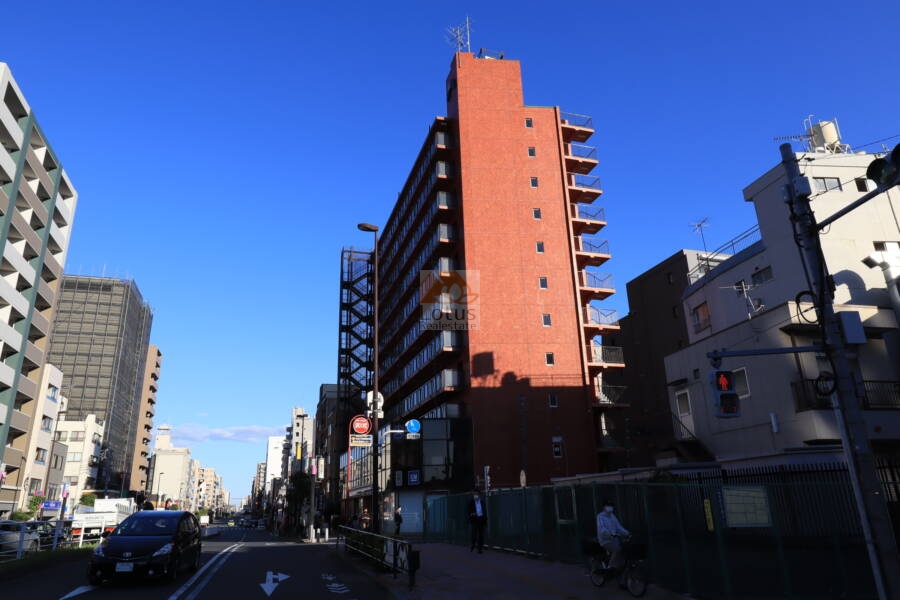 シャンボール森下外観2｜都営新宿線「森下」駅から徒歩1分です。