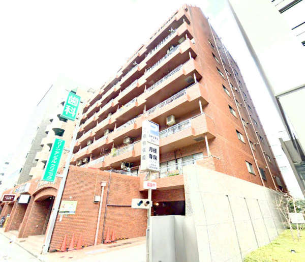 ビラカーサ五番町外観１｜ビラカーサ五番町は昭和５７年築、１２階建てのマンションです。市ヶ谷駅から徒歩５分圏内です。四ツ谷駅も徒歩圏内です。