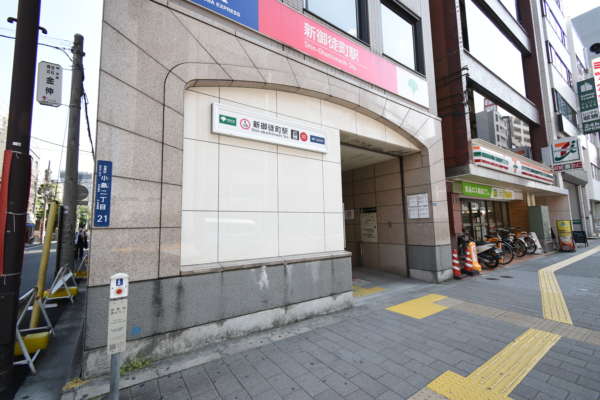 サンティーエ三筋アプローチ1｜サンティーエ三筋の最寄り駅は大江戸線・ＴＸの新御徒町です。