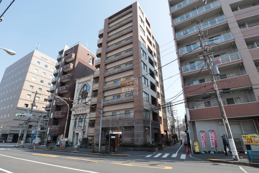 ローヤルシティ西日暮里外観2