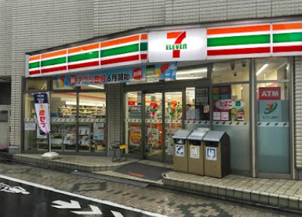 セブン-イレブン 西荻神明通り店｜徒歩1分に「セブン-イレブン 西荻神明通り店」があります。