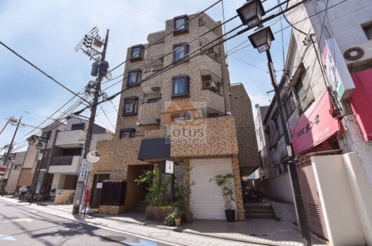 ライオンズマンション西荻南外観３｜ライオンズマンション西荻南は昭和５７年築の５階建てです。