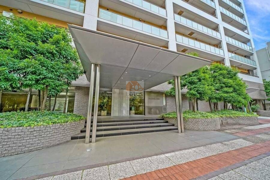 渋谷アインスエントランス２
