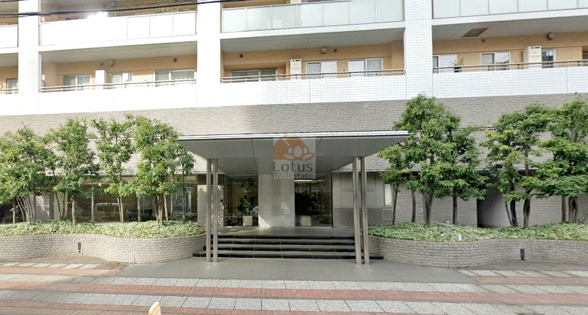 渋谷アインスエントランス３
