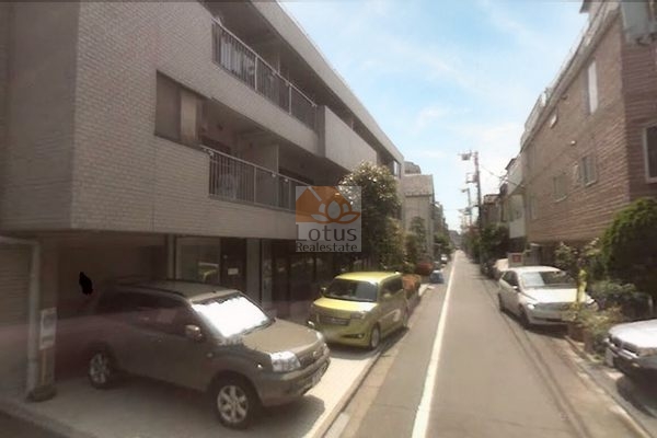 エルアルカサル小石川外観2｜エルアルカサル小石川は昭和57年築、5階建てのマンションです。