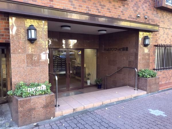 シャルマンコーポ清雅エントランス１｜オートロック完備です。