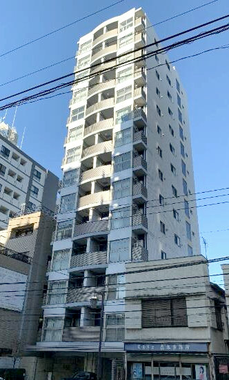 イクシア文京千駄木は平成１９年築、１４階建てのデザイナーズマンションです。不忍通りに立地します。