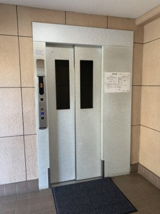 芦花公園スカイハイツエレベーター