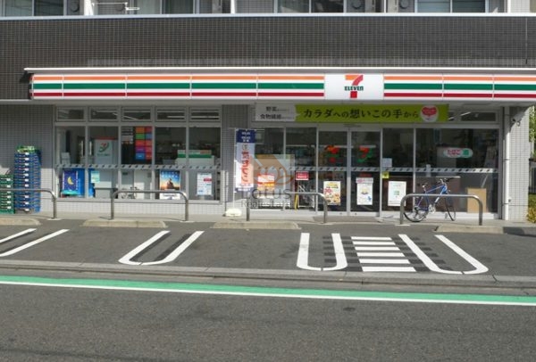 セブン-イレブン 世田谷給田中央店｜徒歩5分に「セブン-イレブン 世田谷給田中央店」があります。