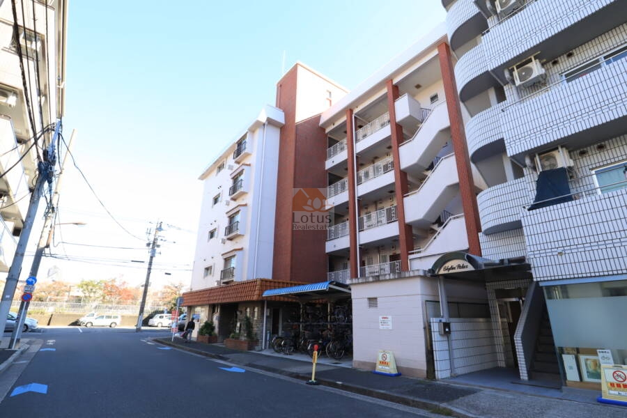 森下町パブリックハイツ外観1｜森下町パブリックハイツは、昭和53年築、５階建てのマンションです。
