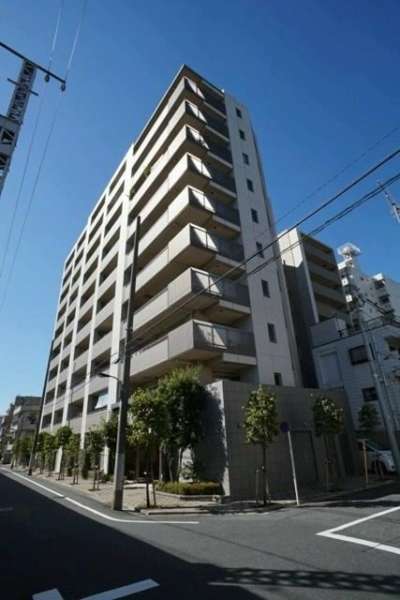 コスモ田端ロイヤルフォルム1｜コスモ田端ロイヤルフォルムは平成１８年築、１０階建てのマンションです。