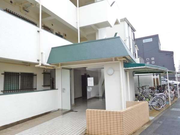 千歳台ヒミコマンションエントランス１｜エントランスです。