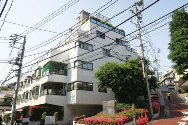 赤坂パインクレスト1｜赤坂パインクレストは昭和48年築、11階建てのマンションです。