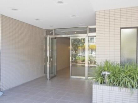 藤和シティホームズ新宿余丁町エントランス１｜エントランスです。