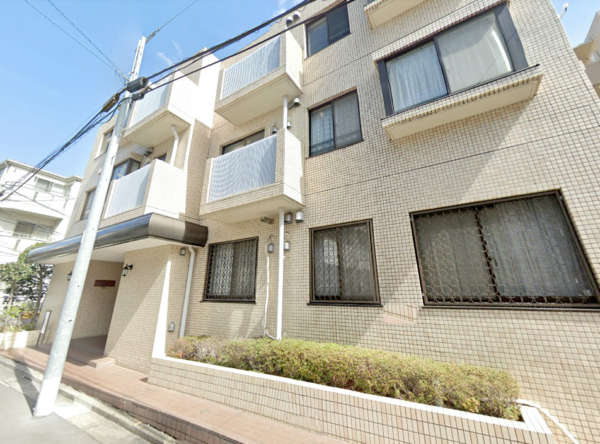 白山パーク・ホームズ外観１｜白山パークホームズは昭和６１年築、５階建てのマンションです。