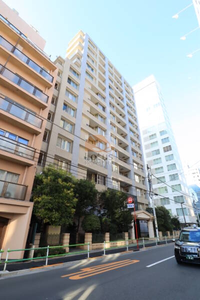 ファミールグラン西麻布パークアヴェニュー外観2｜ファミールグラン西麻布パークアヴェニューは平成１２年築、１４階建てのマンションです。