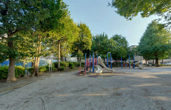 エクストール世田谷千歳-希望丘中公園｜都立希望丘中公園まで徒歩２分です。