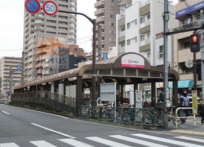 早稲田駅（都電）｜「早稲田駅（都電）」から徒歩２分です。始発、終点駅です。