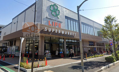 ライフ本一色店｜「ライフ本一色店」まで徒歩1分です。2019年7月にオープンしたスーパーマーケットです。品揃え豊富です。