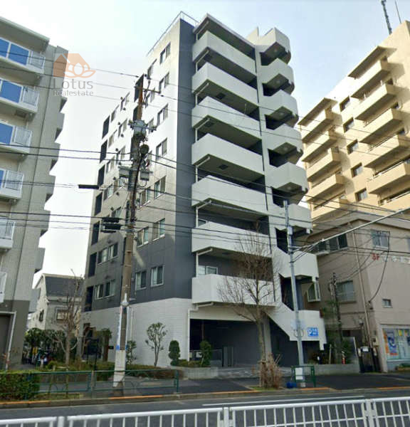 マルクパージュ北小岩外観３｜マルクパージュ北小岩は平成２７年築、８階建てのマンションです。蔵前橋通り沿いに立地します。小岩駅、京成小岩駅が徒歩圏内です。