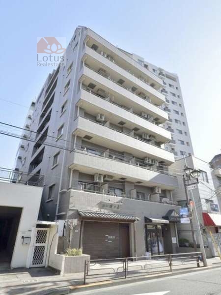 キャピタルビュー根岸は平成３年築、１０階建てのマンションです。１階におせんべい屋さんがあります。