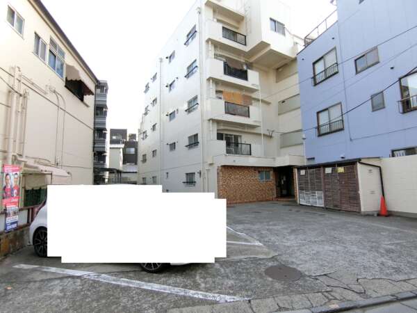 曳舟マンション外観1｜曳舟マンションは昭和４９年築、５階建てのマンションです。京成曳舟駅、曳舟駅、押上駅が利用可です。